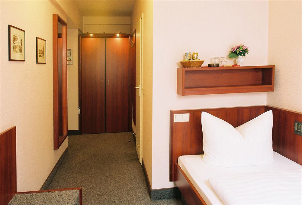 Hotel Kastanienhof Berlin Kültér fotó
